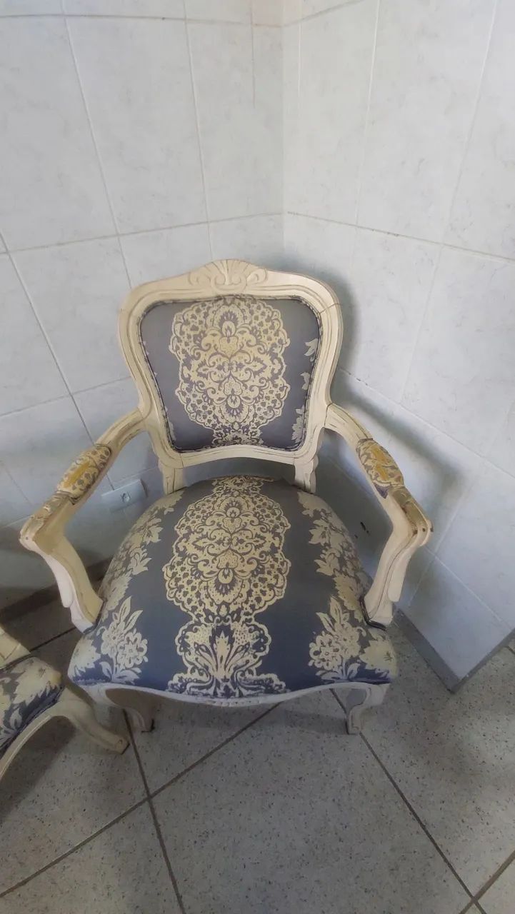 Par de Poltronas Clássicas Madeira Design Decoração  - Foto 3
