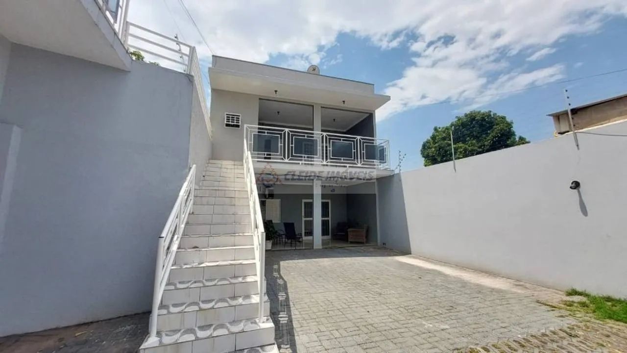 Apartamento 4 quartos S/ 1 Suíte ,na Av. General Mello.