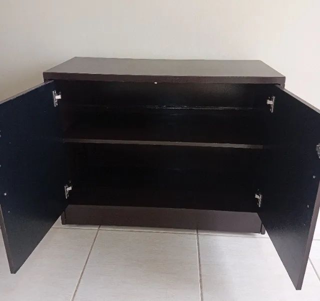 Vendo Balcão 2 Portas com chave - Foto 3