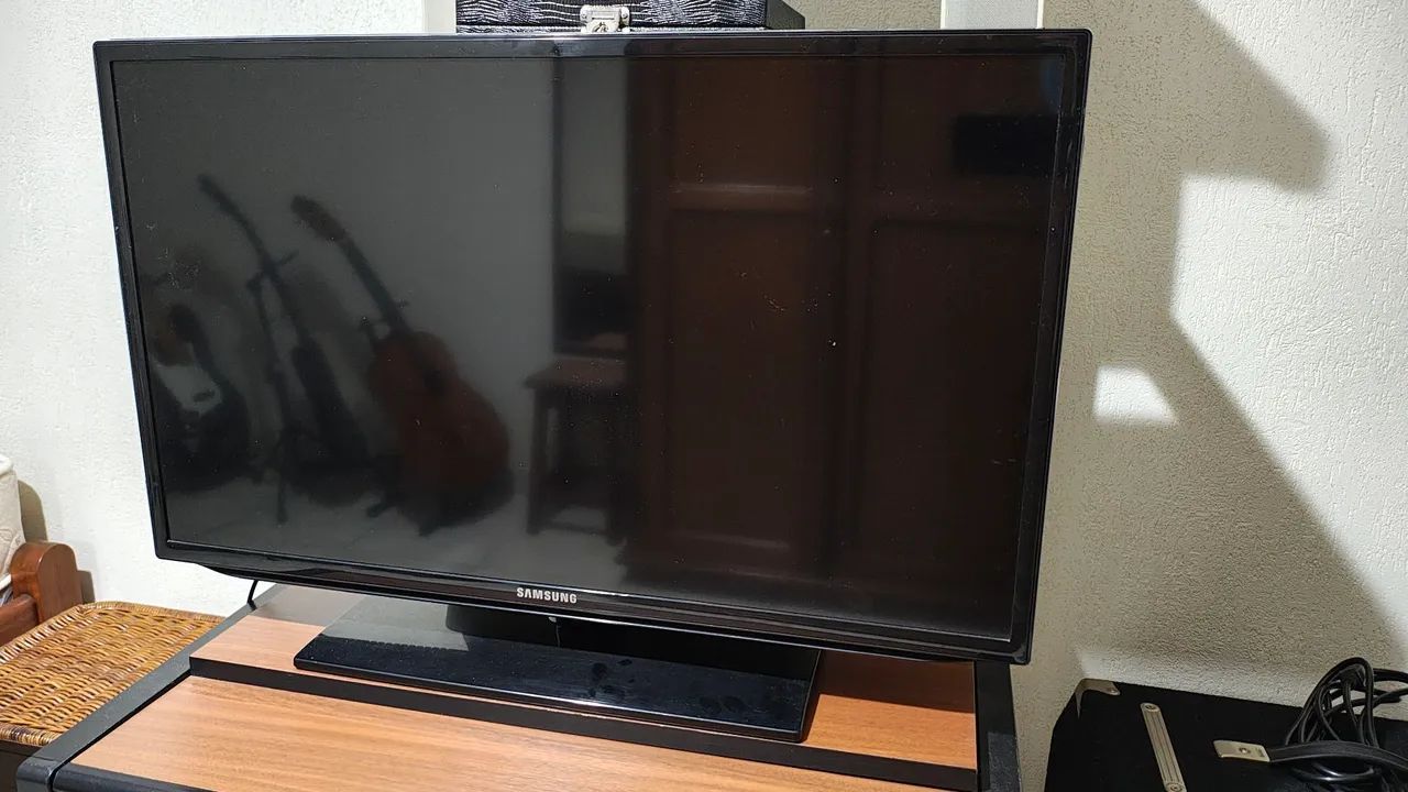 TV led Samsung 32 NAO SMART, PERFEITO ESTADO