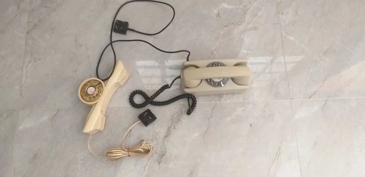 Telefone antigo 