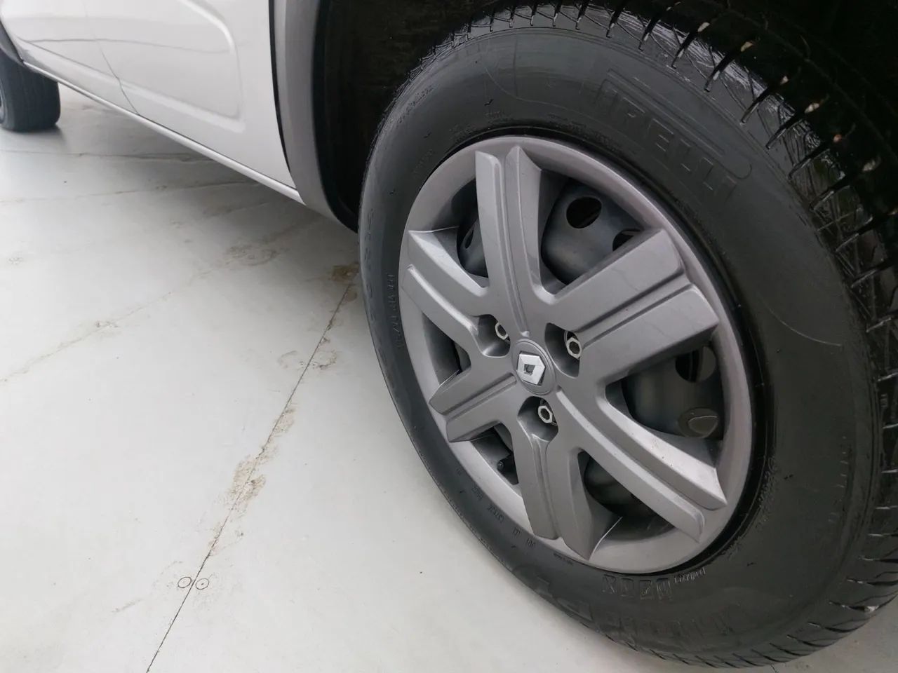 Renault Kwid 1.0 Zen, foto 12 de 18
