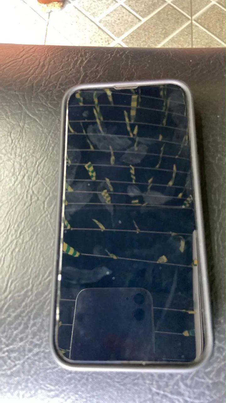 iPhone 13 - Foto 3