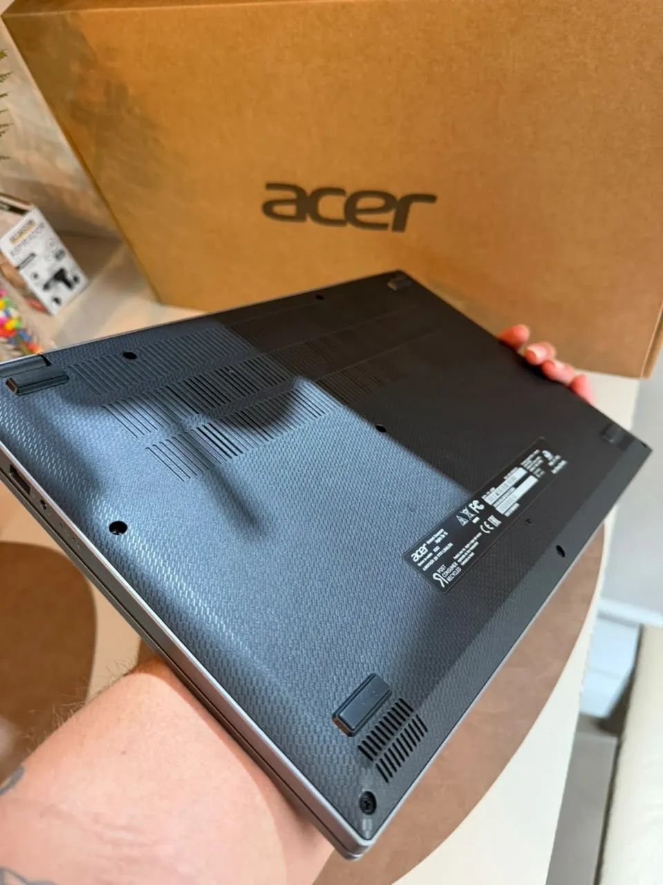 Vendo Notebook ACER i5 - Foto 5