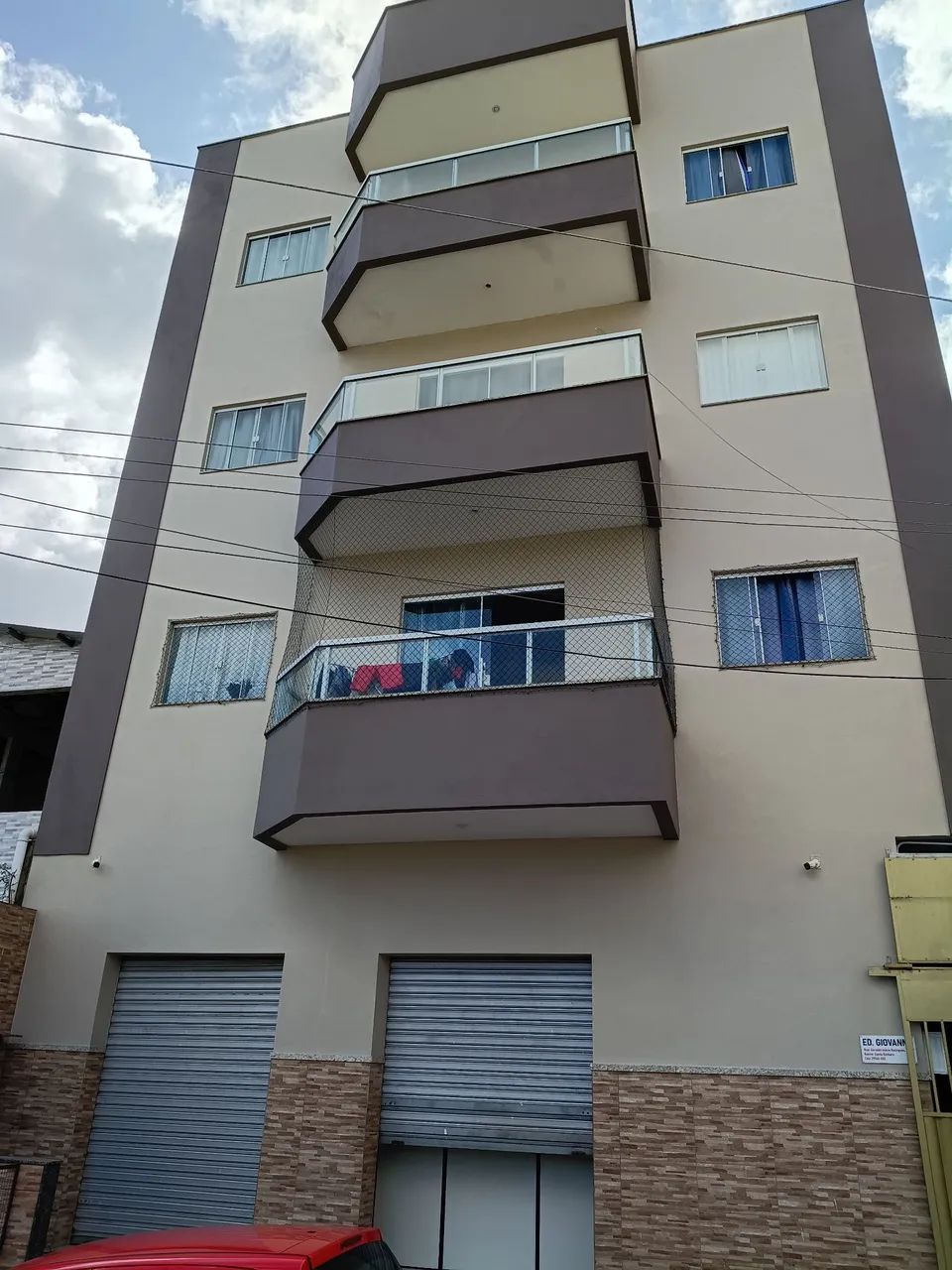 Alugo Ponto Comercial em Santa Barbara 