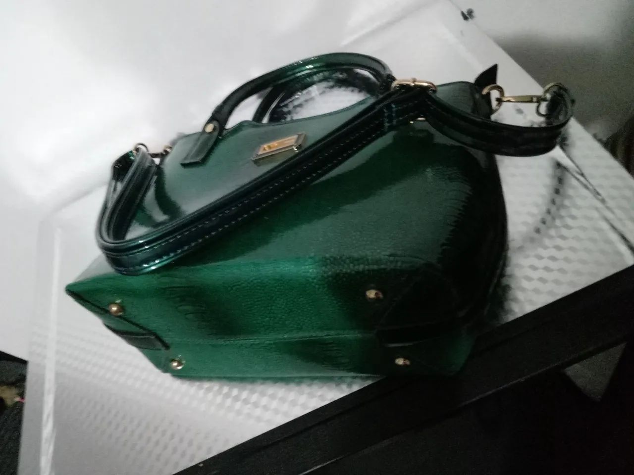 Bolsa verde de mão  e ombro  - Foto 5