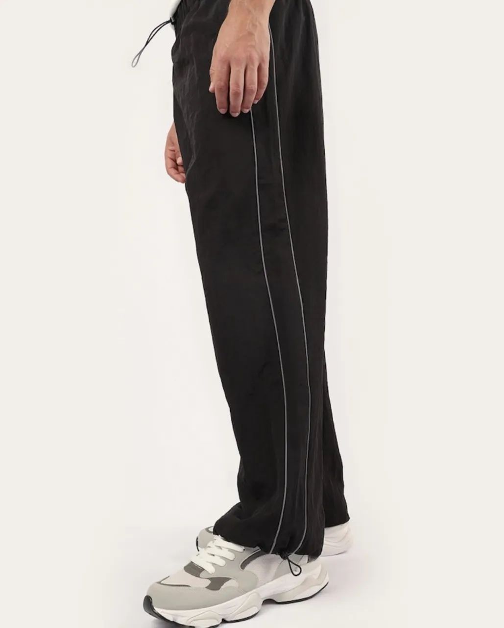 Calça masculina reta cós com ajuste - preta  - Foto 3