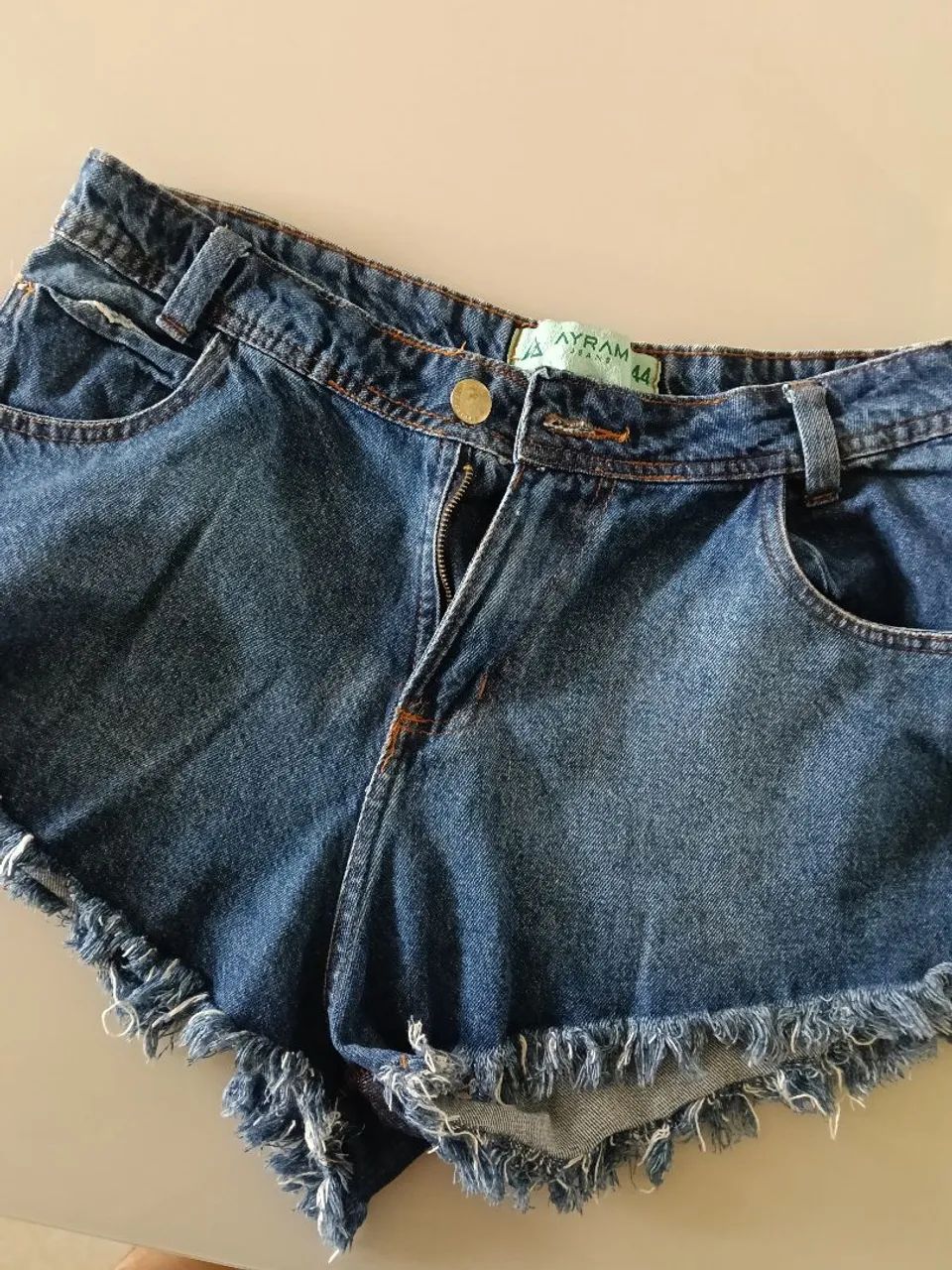 BAZAR DE ROUPAS NOVAS E SEMINOVAS - Foto 4