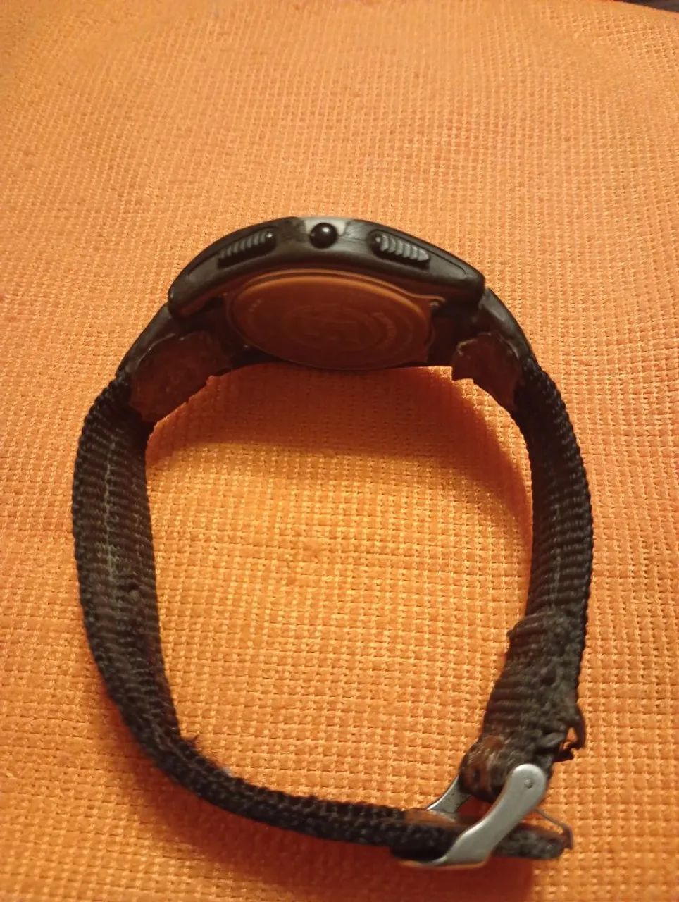 Relógio Timex Expedition pulseira em couro com tecido item de colecionador  - Foto 4