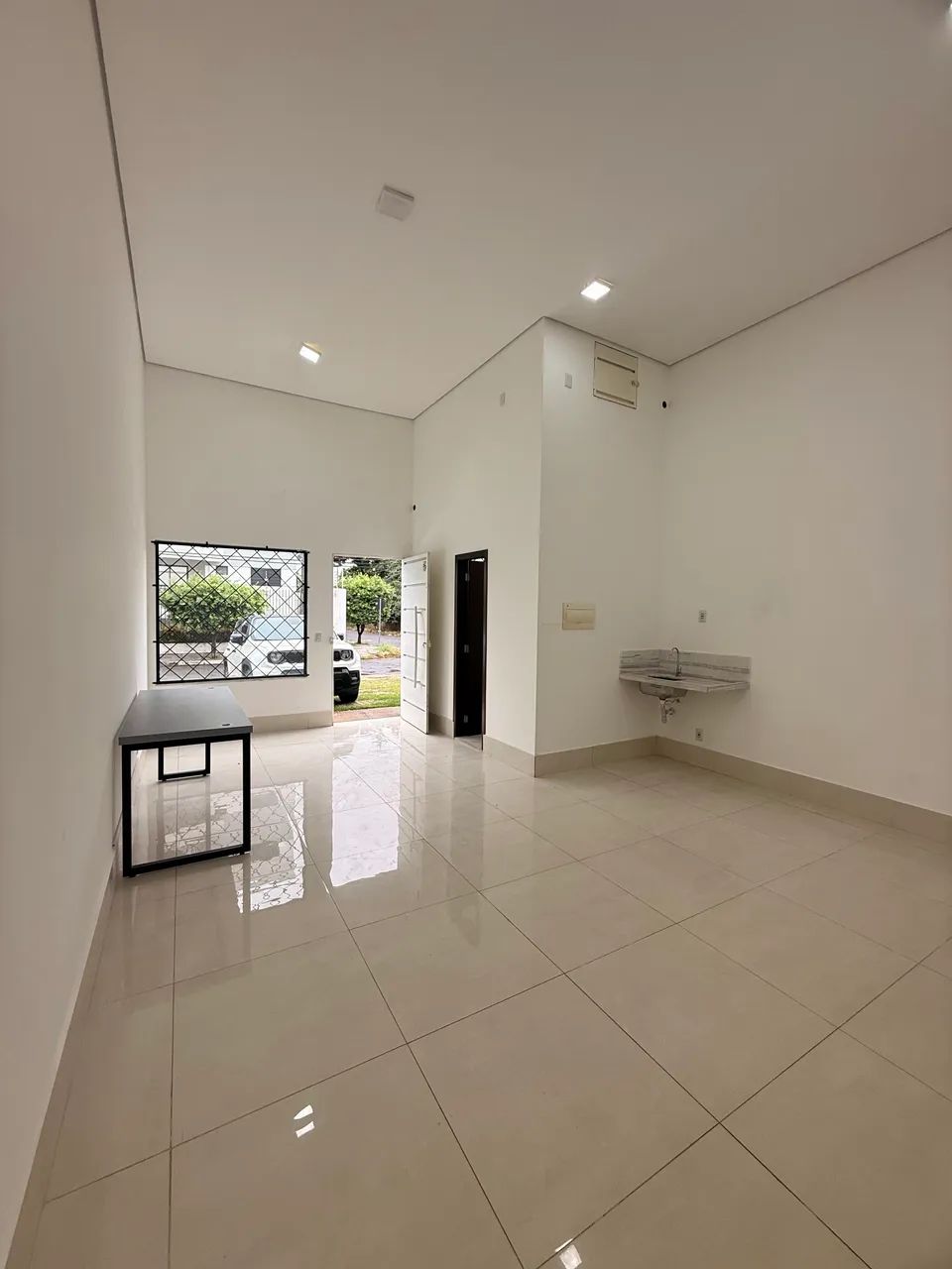Sala comercial prox av beira rio - Foto 3