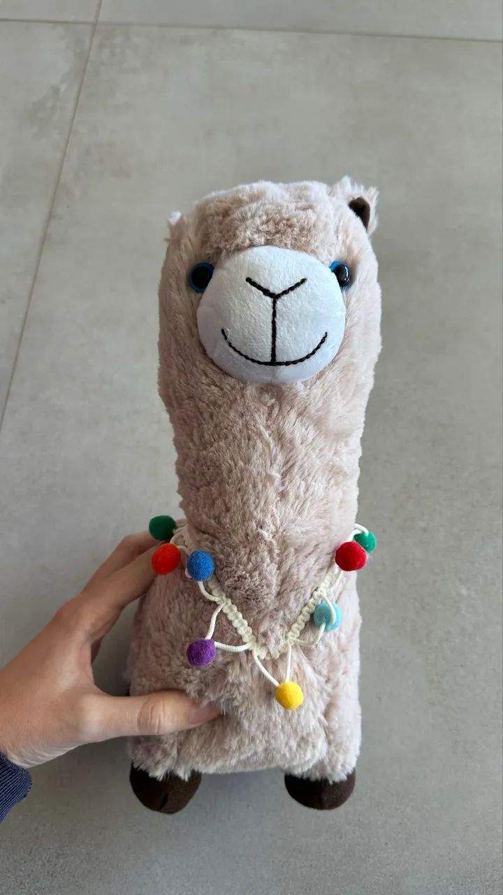 Bichinho de pelúcia lhama 