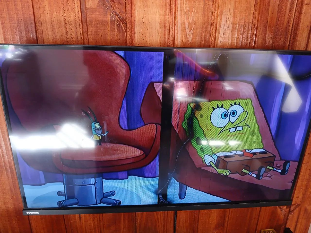 Tv Toshiba 32 - com o display quebrado  - Foto 3