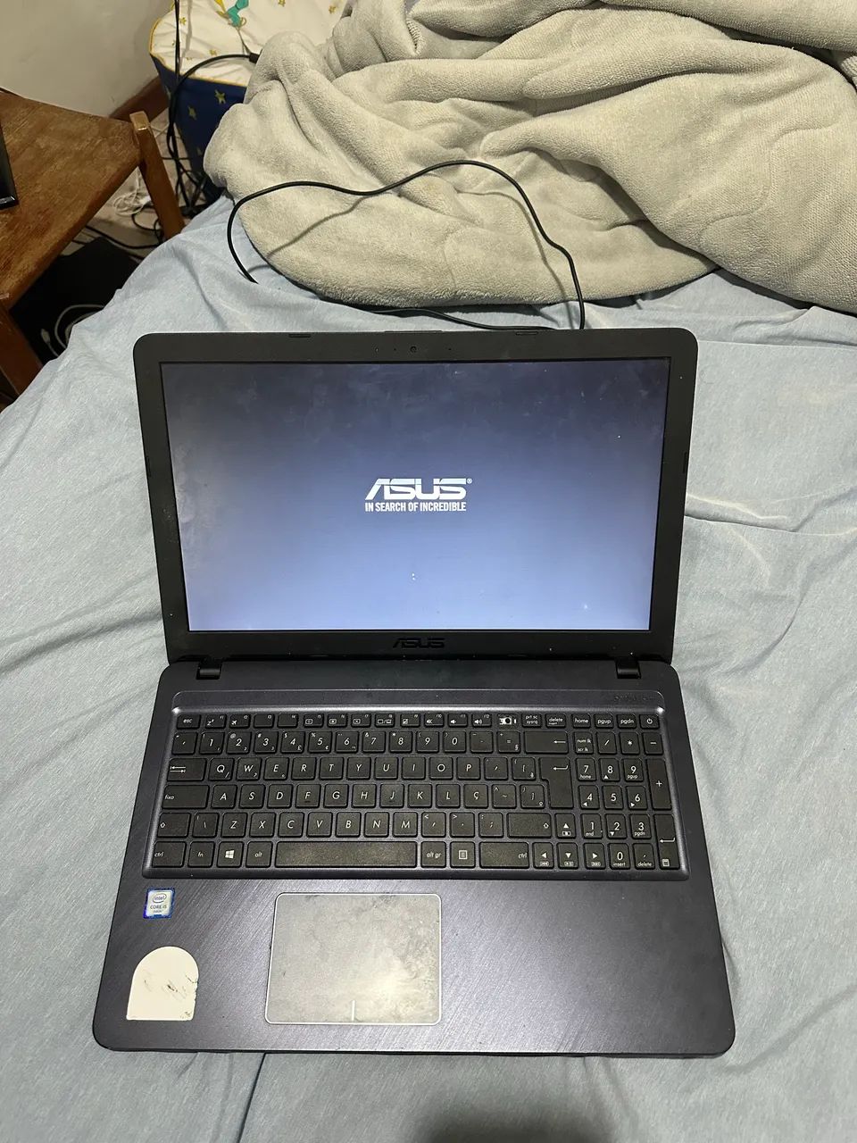 Notebook Asus core I5 com carregador incluso 