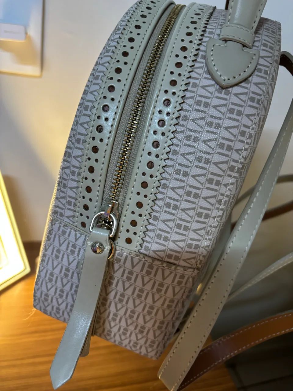 Mochila bege Victor hugo - Foto 5