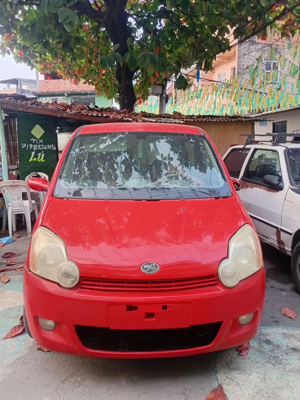 EFFA M-100 M-100 1.0 8V 5p 2010