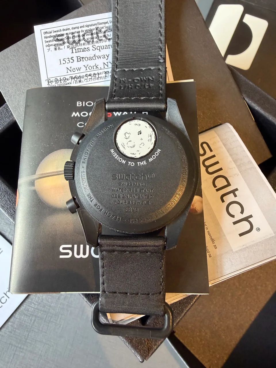 Omega x Swatch MoonSwatch - Mission to the Moonphase ?New Moon? (Snoopy) - Foto 5