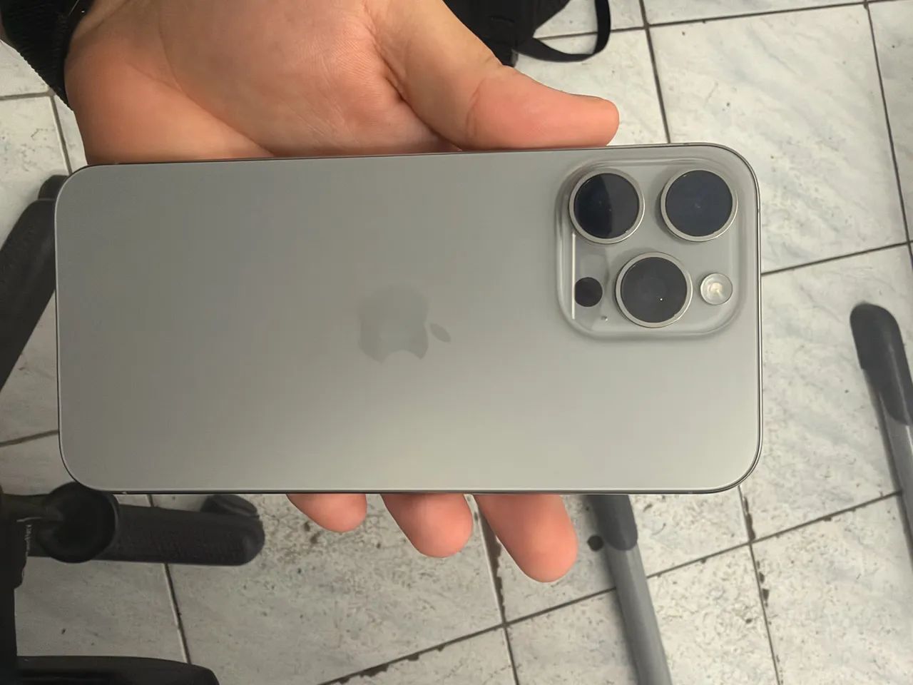15 pro max  - Foto 4