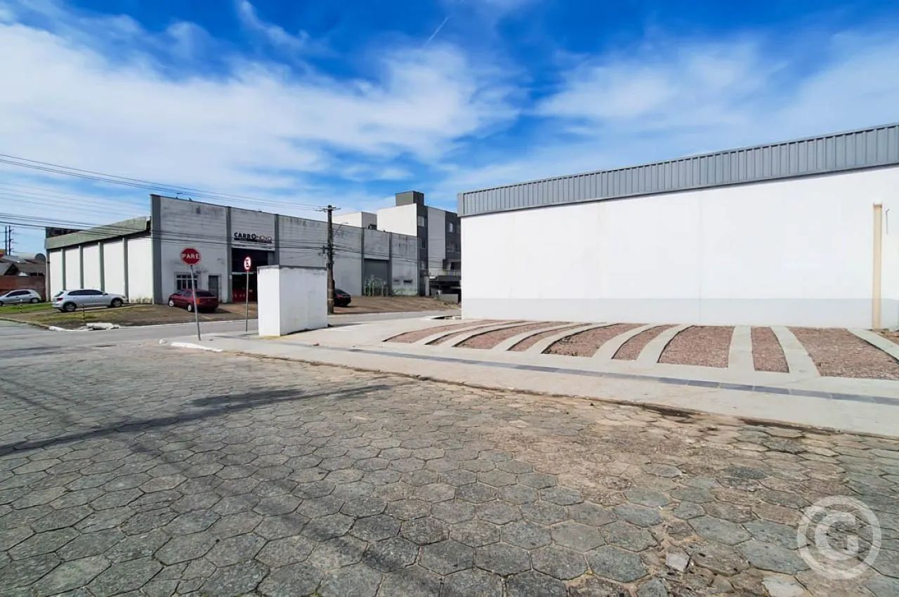 Galpão com estacionamento no Roçado, em São José - Foto 4