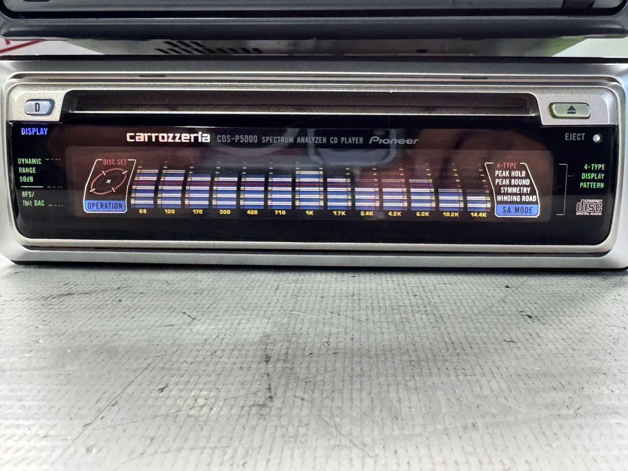 Cd com spectrun anilyzer Pioneer carrozzeria cds-p5000 na oferta