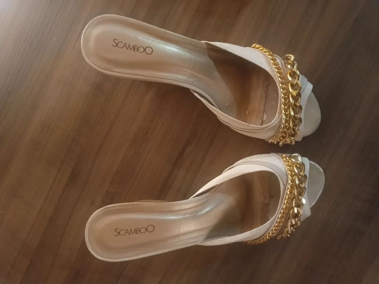 Sandalia