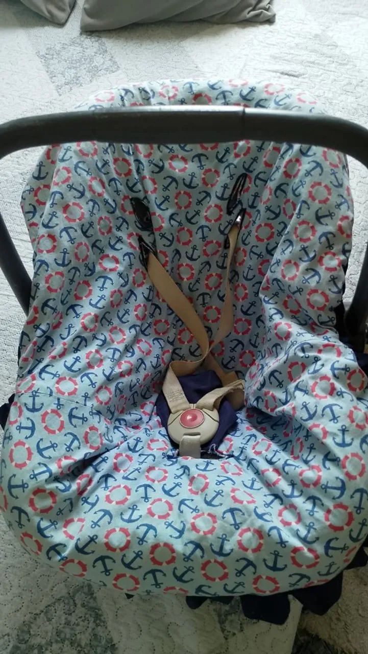 Bebê Conforto Completo - acolchoado e com as capas<br>Descrição: - Foto 2