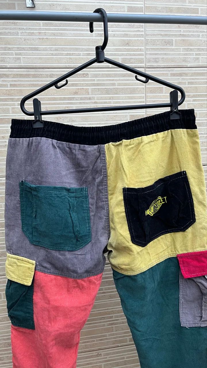 Calça colorida de veludo cotelê  - Foto 3