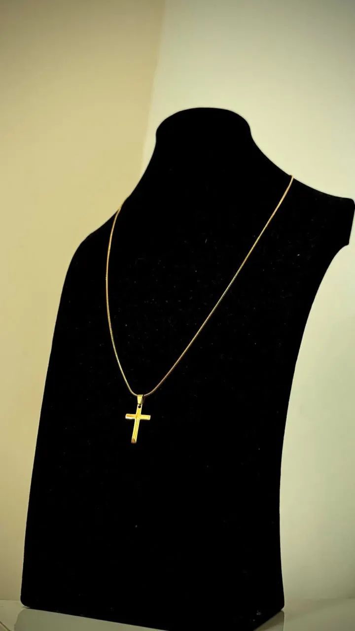 Corrente Dourada 60cm Com Crucifixo 1,2mm - Foto 2