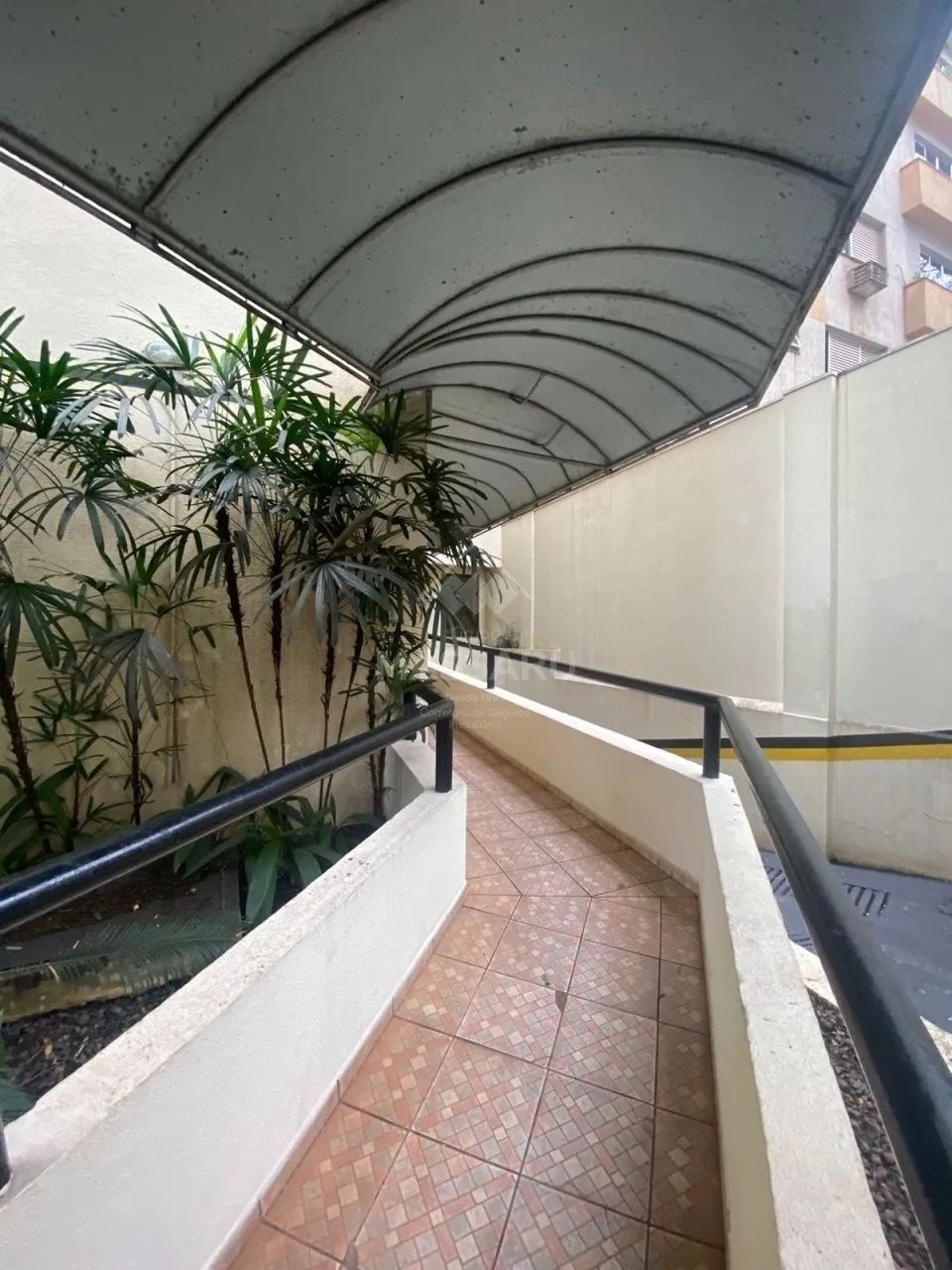 Locação - Apartamento na Zona 07 em Maringá - Foto 2