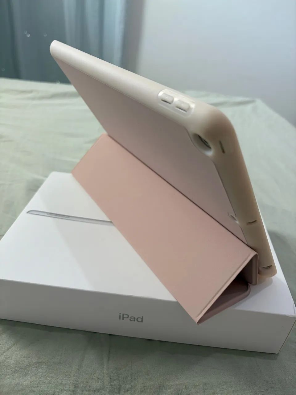 iPad 8ª geração resetado acompanha capa - Foto 2