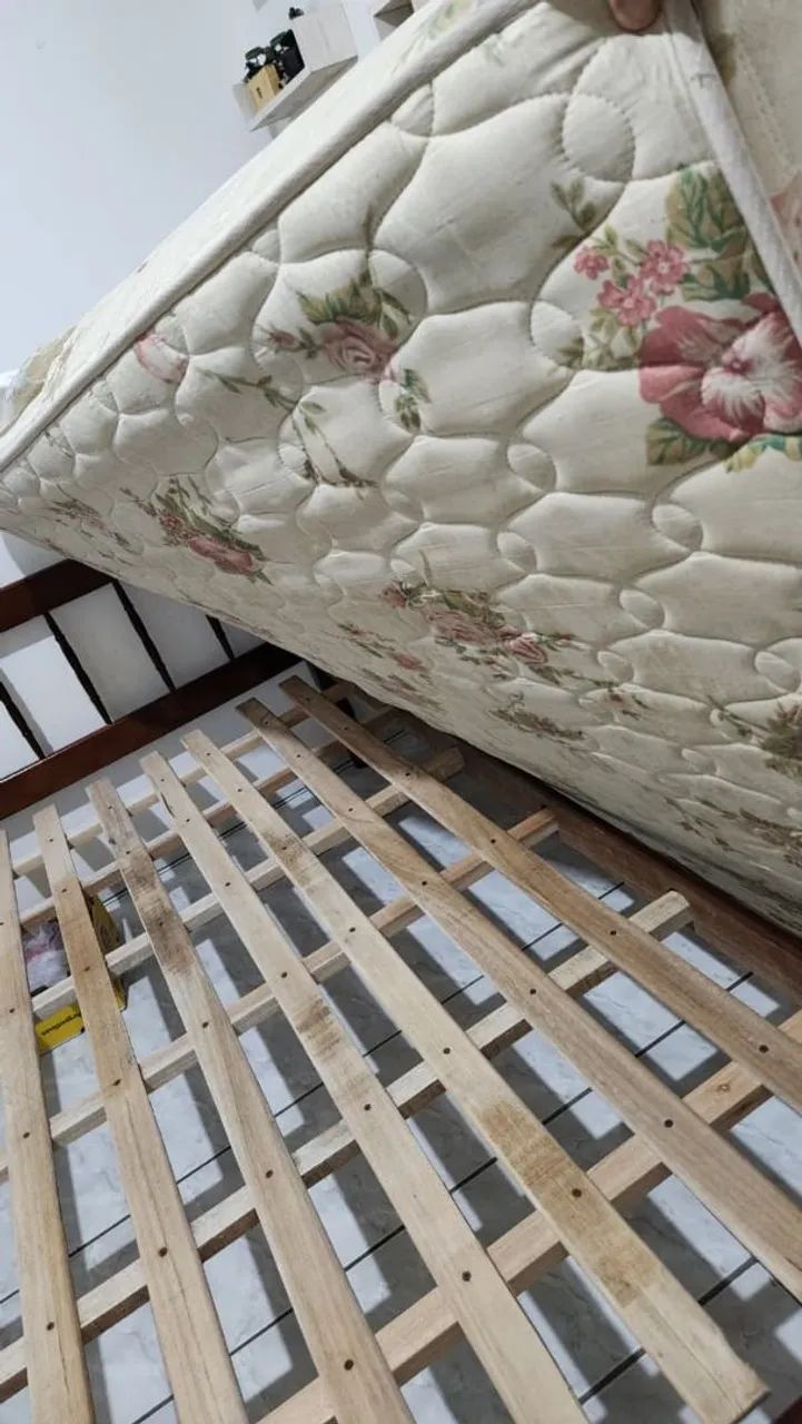 Cama casal com colchão