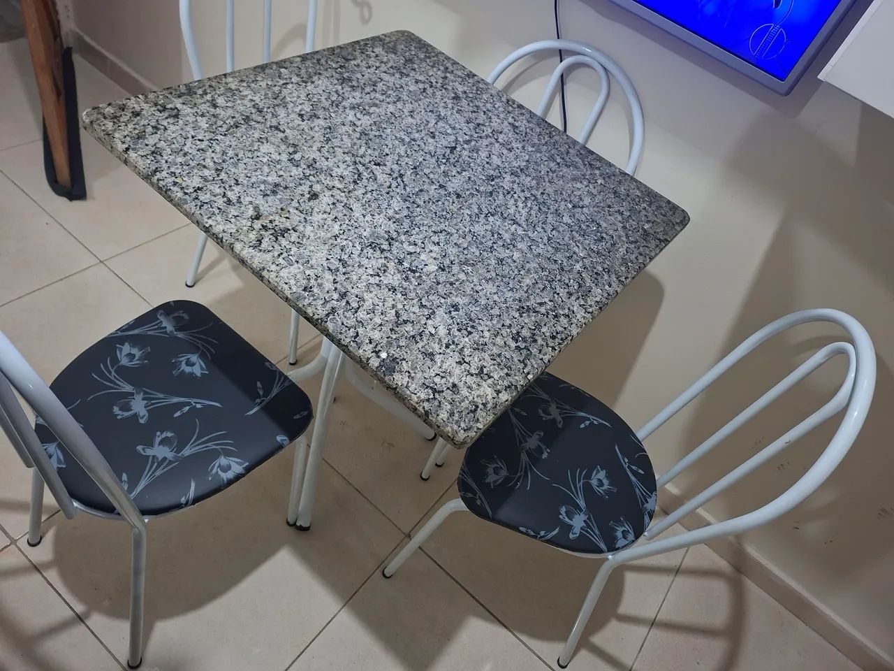 Mesa de mármore 4 lugares - Foto 2