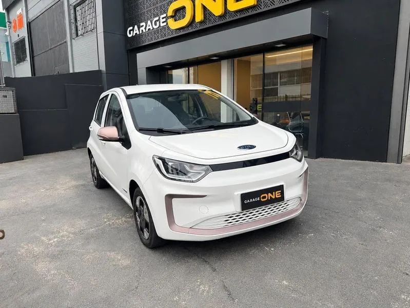 JAC E-JS1 62cv 5P Aut. (elétrico) 2023