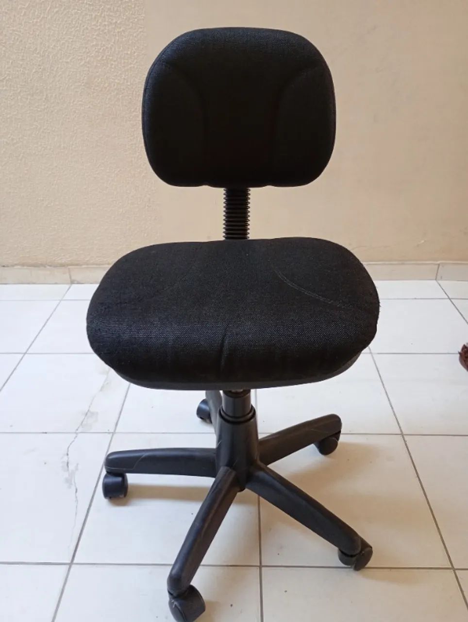 Vendo cadeira giratória escritório 
