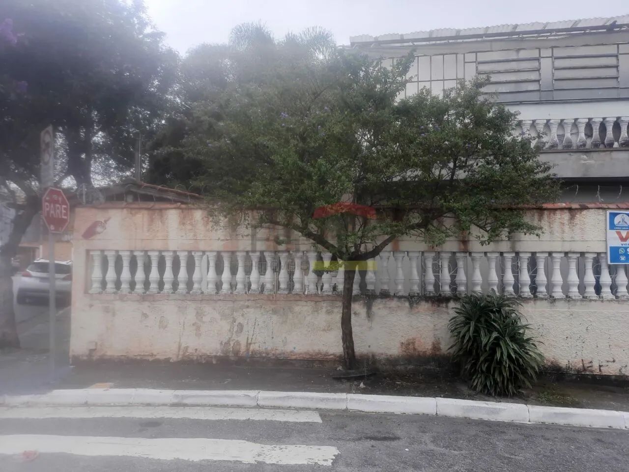 TERRENO COM 600 METROS ,DE ESQUINA ,IDEAL PARA COMERCIO OU CONDOMÍNIO - Foto 3