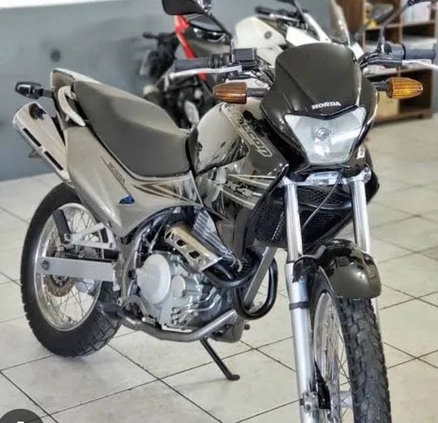 Honda nx4 Falcon