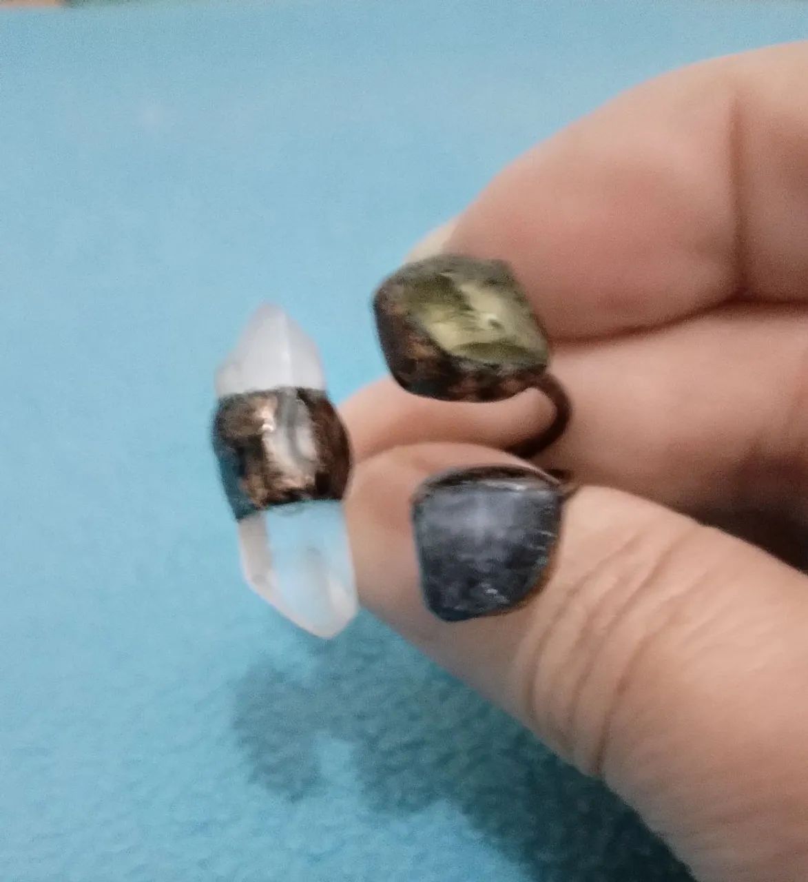 Anel com pedras  - Foto 4