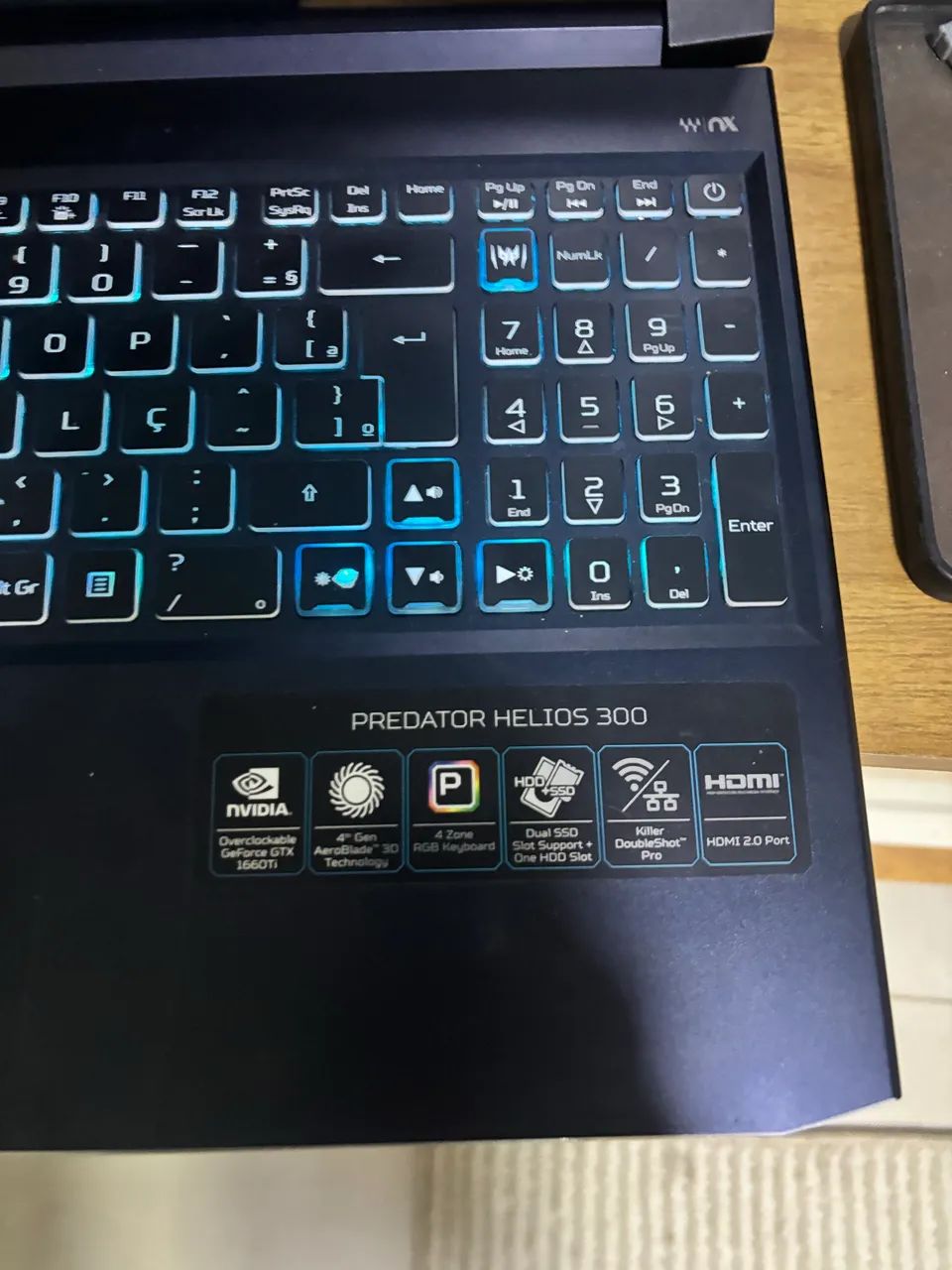 Acer predator helios 300