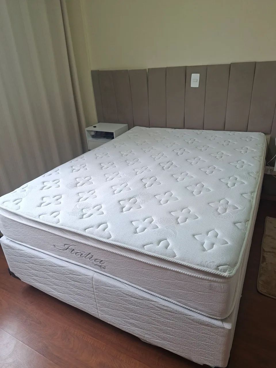 Cama box de casal