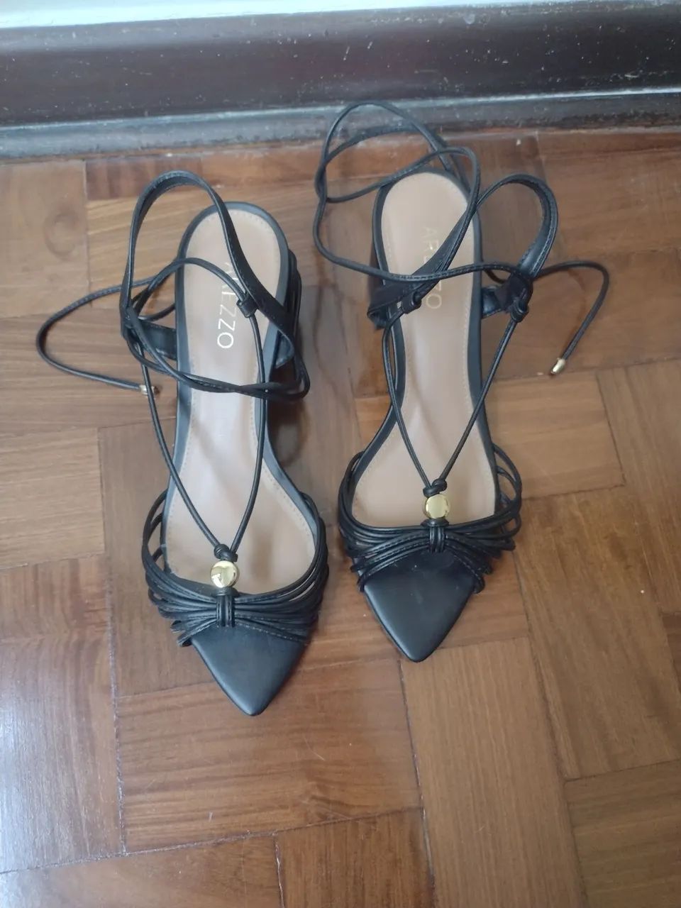 Sandália preta Arezzo  - Foto 2