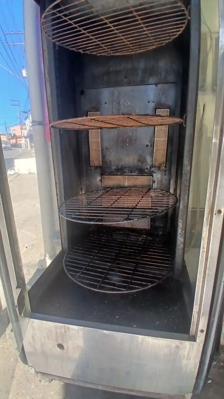 Galeteira em ótimo estado 
