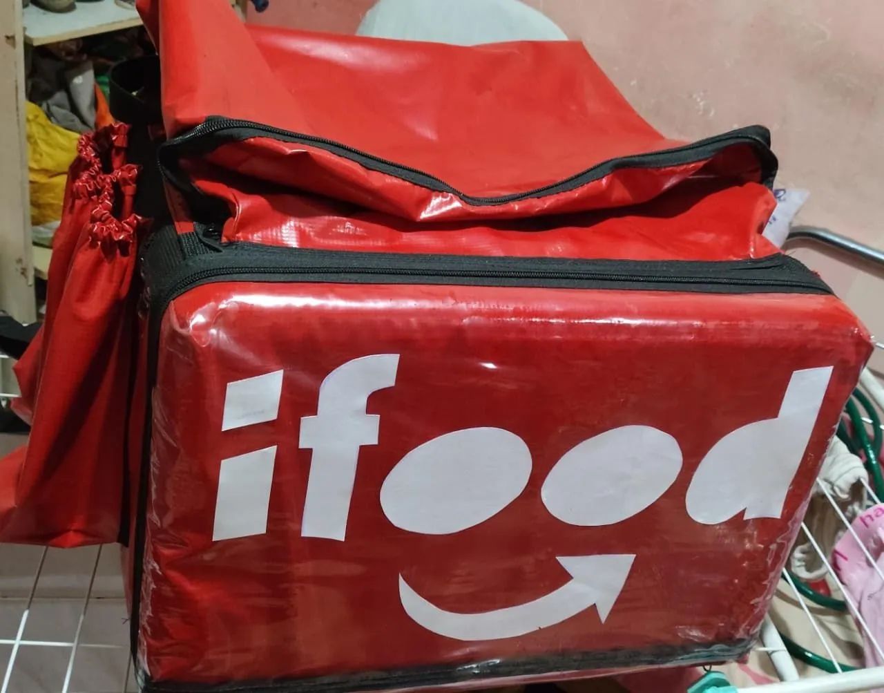 Vendo bag 38L semi nova - Foto 4