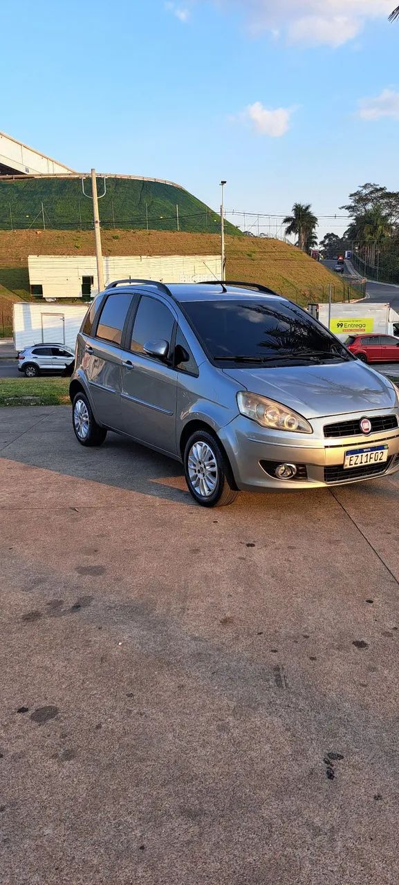 Fiat Idea Attractive 1.4 Fire Flex 8V 5P 2012 - Foto 3
