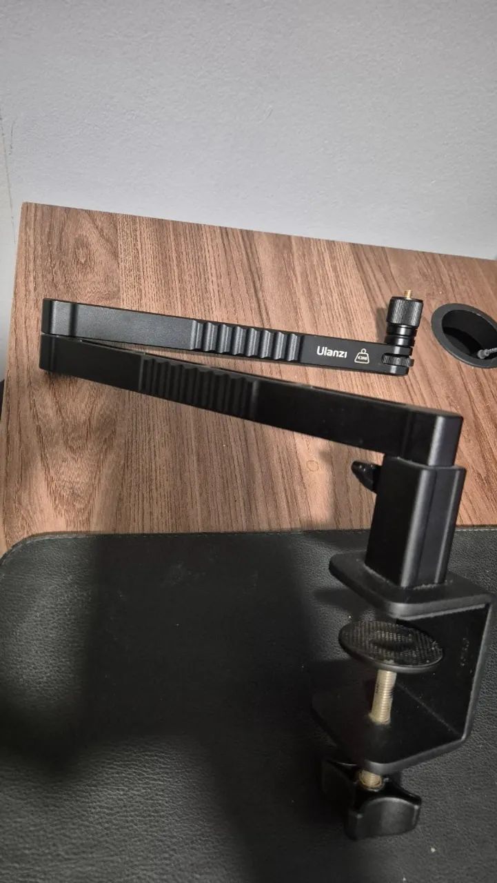 Suporte Microfone Desktop Boom Articulável - Ulanzi LS26 - Foto 2