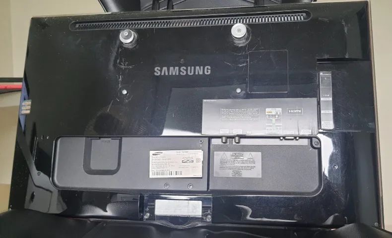 TV Samsung Syncmaster TA550 Full HD - Foto 3