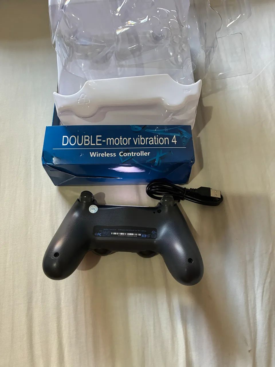 Controle ps4 e pc novo 