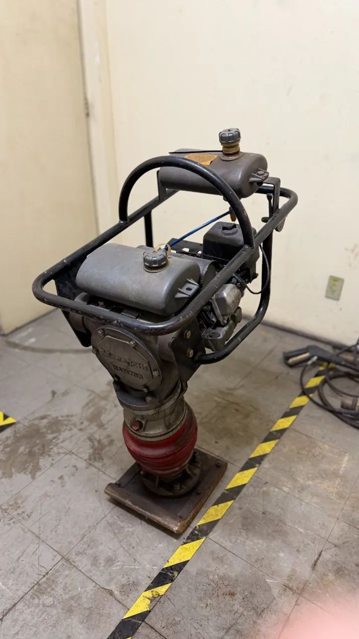 Compactador de solo (sapinho) a percussão de 3,5 HP  - Foto 3