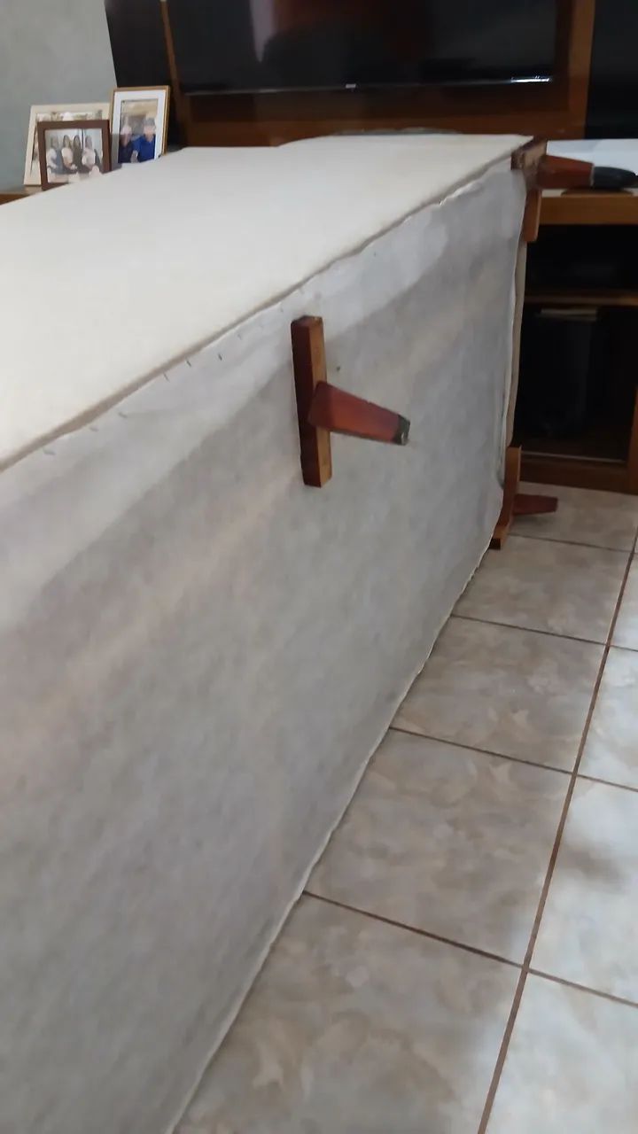 Vendo sofá 3 lugares - Foto 4