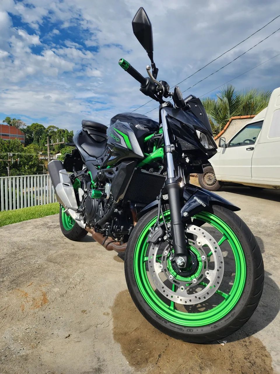 Kawazaki Z500 SE 2026 - Foto 12
