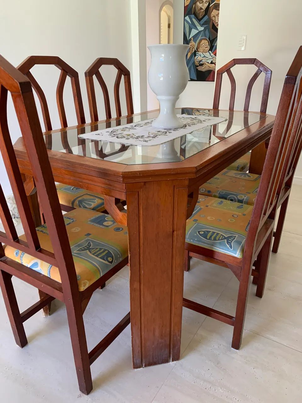 Mesa jantar com 6 cadeiras e Buffet
