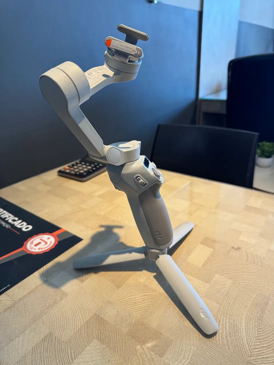 DJI Osmo Mobile 6  - Foto 4